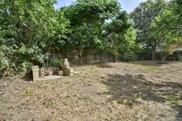 8021 Harper Valley, Live Oak, TX 78233