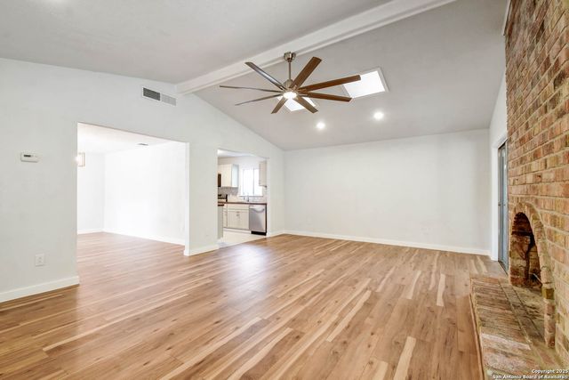 8021 Harper Valley, Live Oak, TX 78233