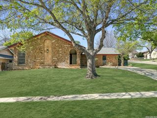 8021 Harper Valley, Live Oak, TX 78233