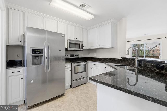 751-751B CEDAR CREST DR, Warrenton, VA 20186