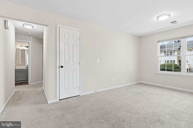 751-751B CEDAR CREST DR, Warrenton, VA 20186