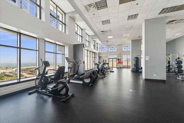 1335 S Prairie Avenue 607, Chicago, IL 60605