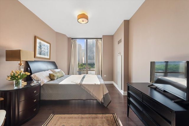 1335 S Prairie Avenue 607, Chicago, IL 60605
