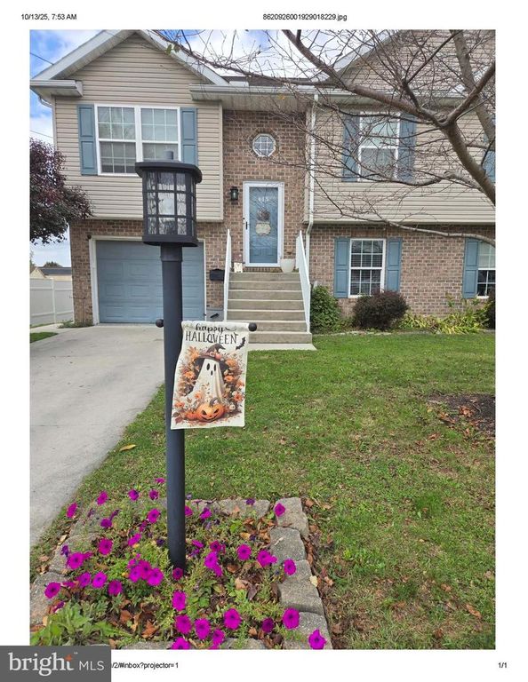 415 RIDGE AVE, Mcsherrystown, PA 17344