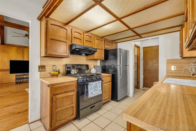 3901 S Walnut Avenue, Broken Arrow, OK 74011