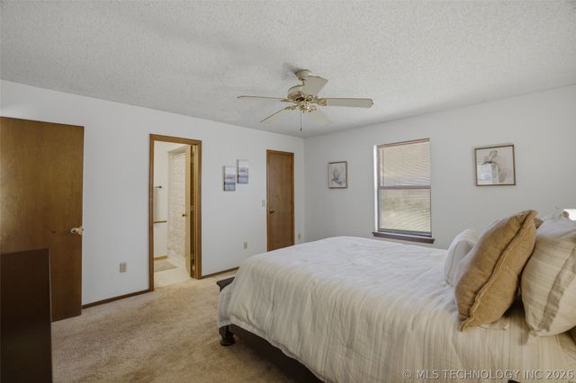 3901 S Walnut Avenue, Broken Arrow, OK 74011