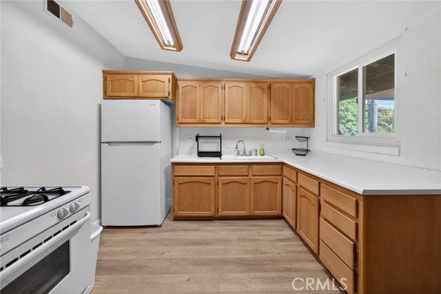 535 -545 Barsby Street, Vista, CA 92084