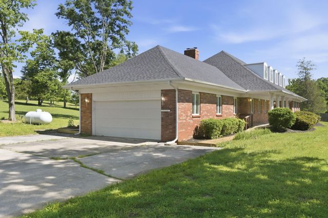 385 Jones Road, Ozark, MO 65721