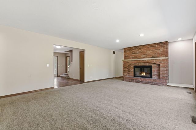 385 Jones Road, Ozark, MO 65721