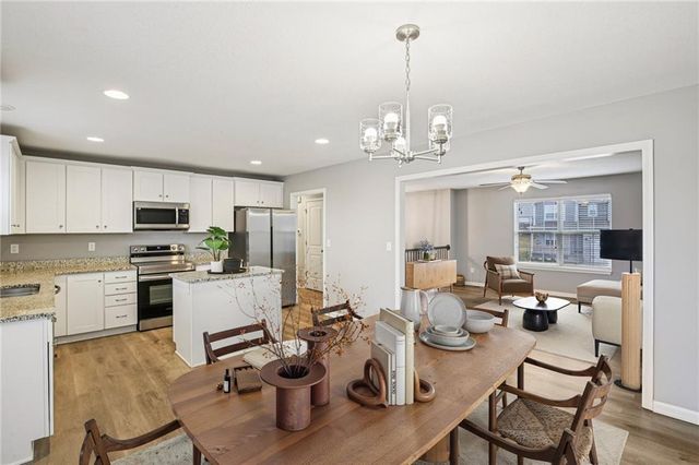 1004 NW High View Drive, Grain Valley, MO 64029