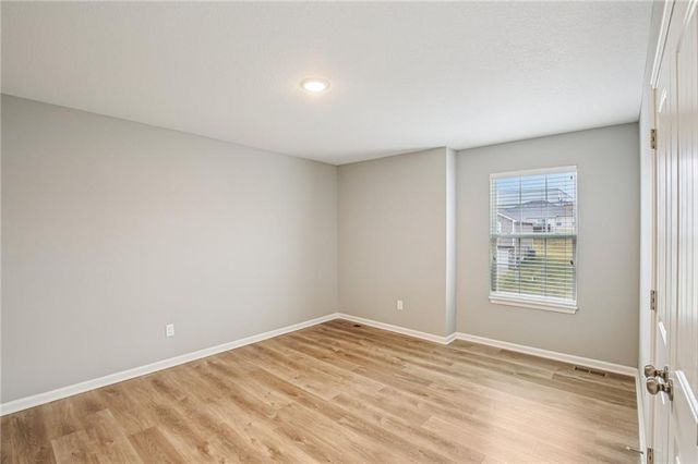 1004 NW High View Drive, Grain Valley, MO 64029