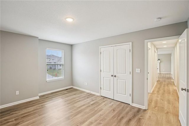 1004 NW High View Drive, Grain Valley, MO 64029