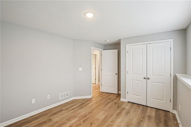 1004 NW High View Drive, Grain Valley, MO 64029