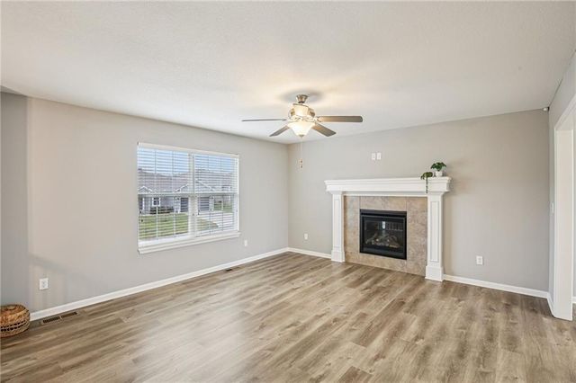 1004 NW High View Drive, Grain Valley, MO 64029