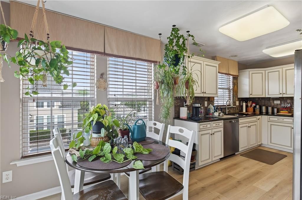 8110 Lee Hall AVE, Suffolk, VA 23435