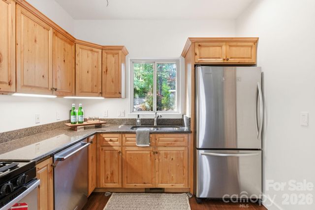 59 Morningside Drive, Asheville, NC 28806