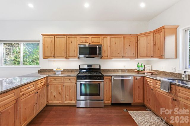 59 Morningside Drive, Asheville, NC 28806