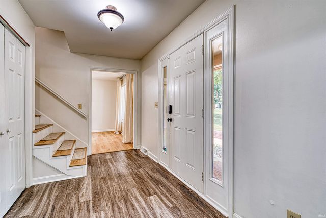 1051 Pine Gate Road, Evansville, IN 47725