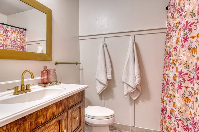 1051 Pine Gate Road, Evansville, IN 47725