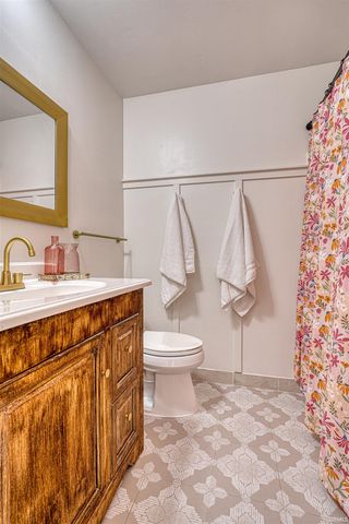 1051 Pine Gate Road, Evansville, IN 47725
