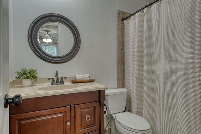 1051 Pine Gate Road, Evansville, IN 47725