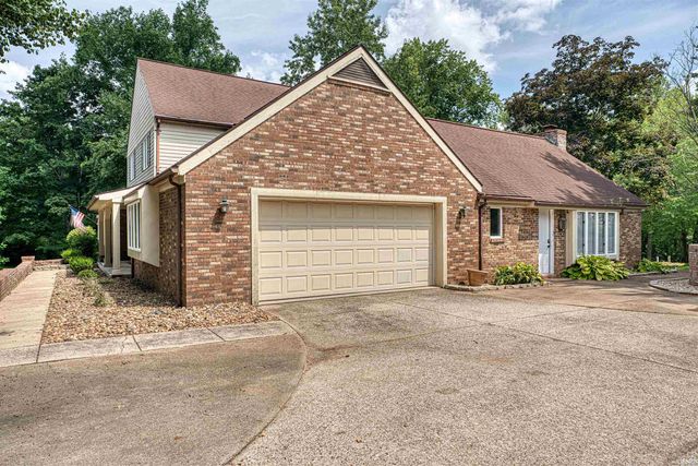 1051 Pine Gate Road, Evansville, IN 47725