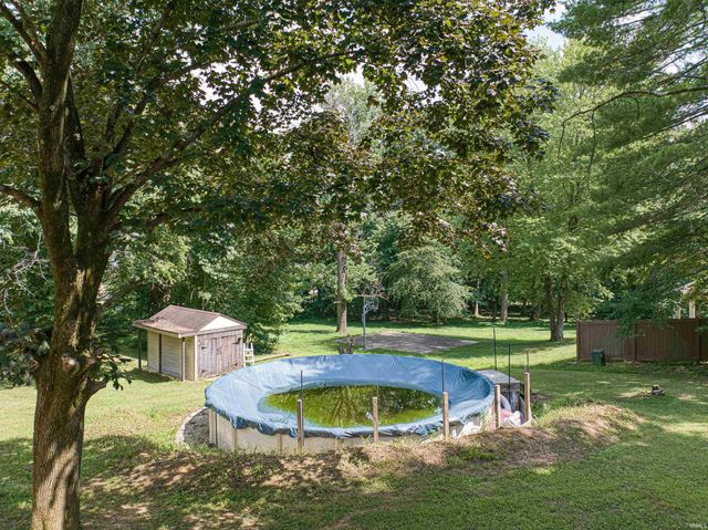 1051 Pine Gate Road, Evansville, IN 47725