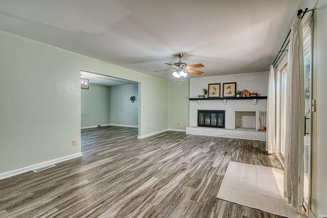 1051 Pine Gate Road, Evansville, IN 47725
