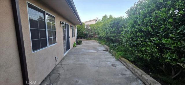 22814 Garzota, Valencia, CA 91354
