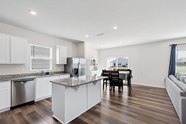 1520 Crested Iris Street, Raleigh, NC 27604
