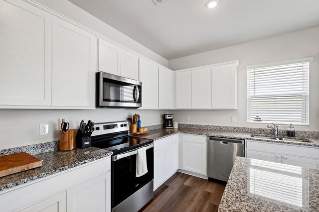 1520 Crested Iris Street, Raleigh, NC 27604