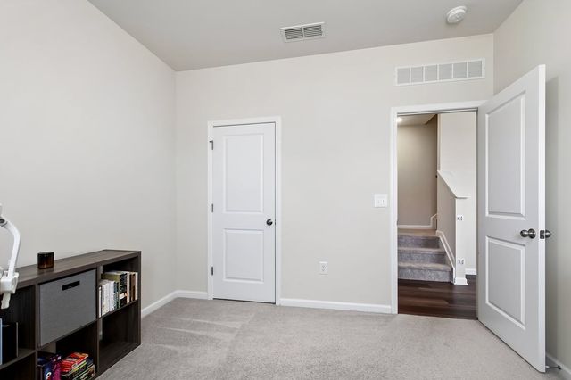 1520 Crested Iris Street, Raleigh, NC 27604
