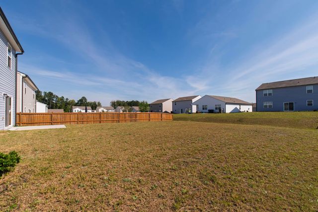 1520 Crested Iris Street, Raleigh, NC 27604