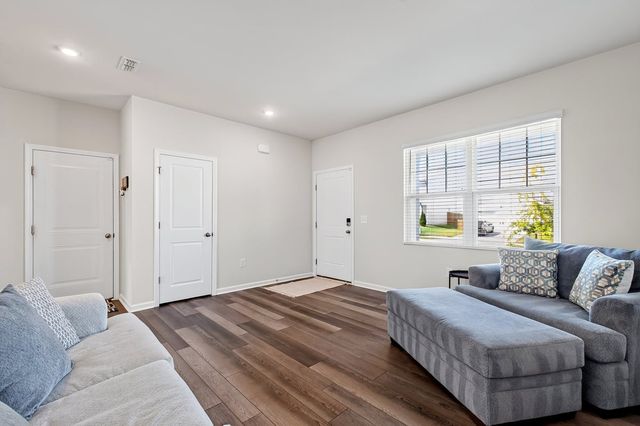 1520 Crested Iris Street, Raleigh, NC 27604