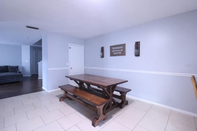 11808 N ARMENIA AVENUE, Tampa, FL 33612