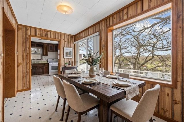 52 S Street, Lake Lotawana, MO 64086