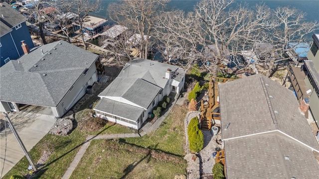 52 S Street, Lake Lotawana, MO 64086