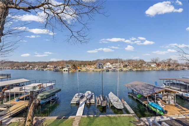52 S Street, Lake Lotawana, MO 64086
