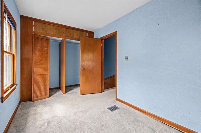 52 S Street, Lake Lotawana, MO 64086