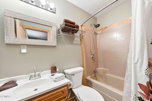 2230 Cove Creek Drive, Sevierville, TN 37862