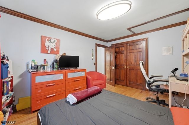 6 Oneida Ave, Hopatcong Boro, NJ 07843