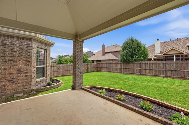9841 White Bear Trail, Fort Worth, TX 76177