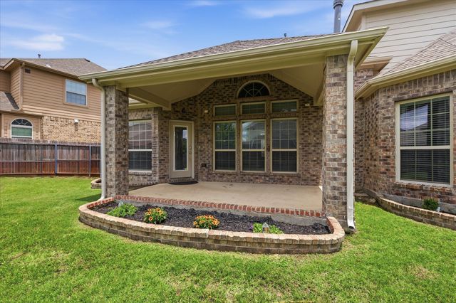 9841 White Bear Trail, Fort Worth, TX 76177