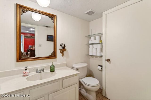 7928 Apaki Place, Diamondhead, MS 39525