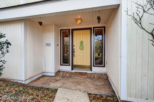 7928 Apaki Place, Diamondhead, MS 39525