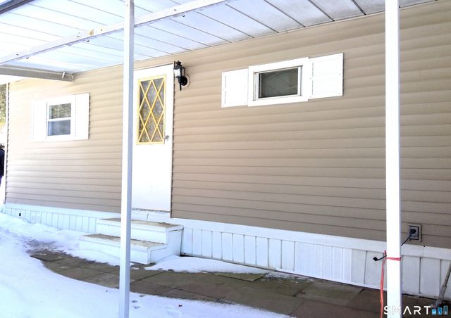 21 Hillpond Drive, Mansfield, CT 06268