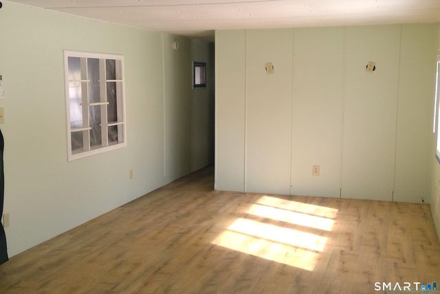 21 Hillpond Drive, Mansfield, CT 06268