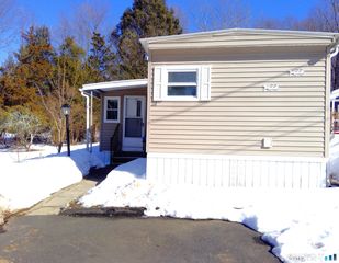 21 Hillpond Drive, Mansfield, CT 06268