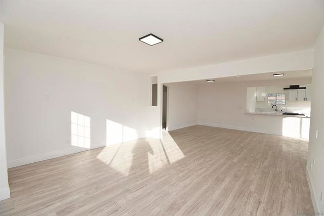 401 WASHINGTON STREET, Ramona, CA 92065