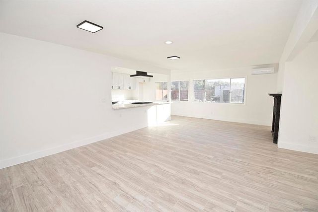 401 WASHINGTON STREET, Ramona, CA 92065